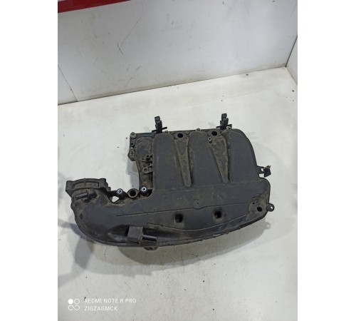 Впускной коллектор