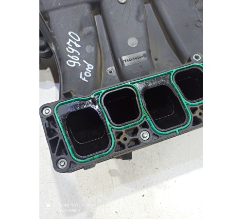 Впускной коллектор