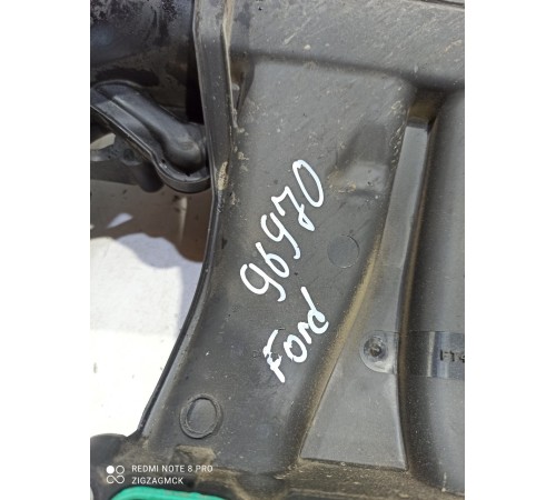 Впускной коллектор