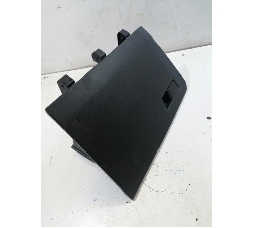 Бардачок торпедо