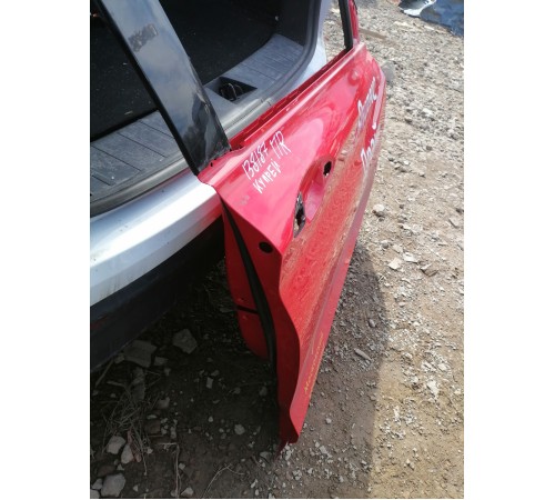 Дверь передняя правая