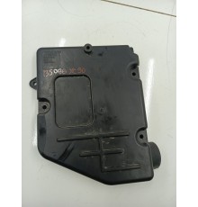 Крышка блока управления двигателем защитная