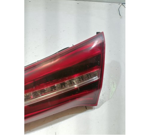 Фонарь задний правый внутренний