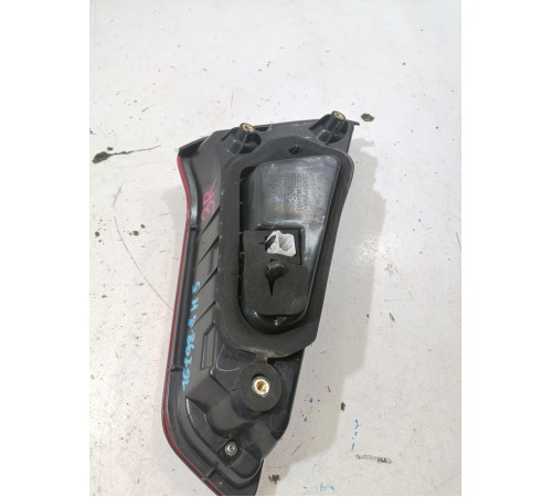 Фонарь задний правый внутренний