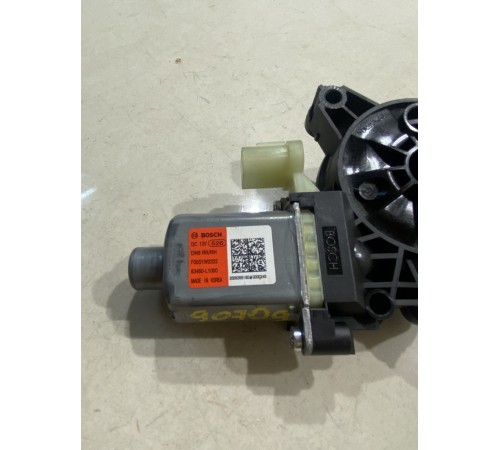 Моторчик стеклоподъемника (задний правый)