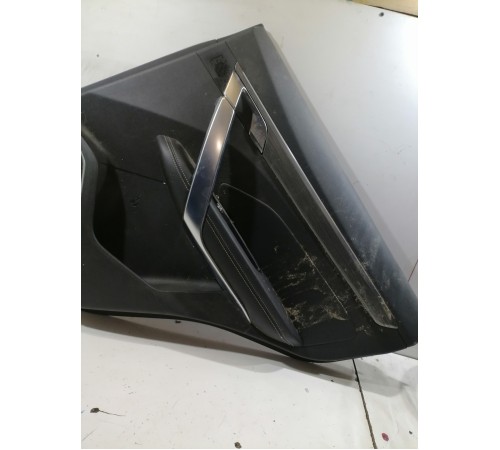 Обшивка двери задняя правая