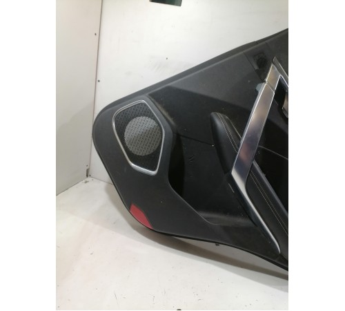 Обшивка двери задняя правая