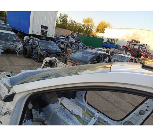 Стойка лобового стекла левая