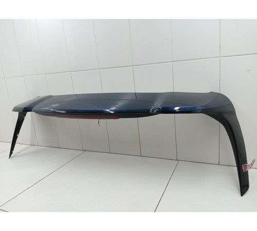 Спойлер крышки багажника