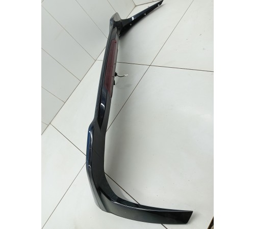 Спойлер крышки багажника