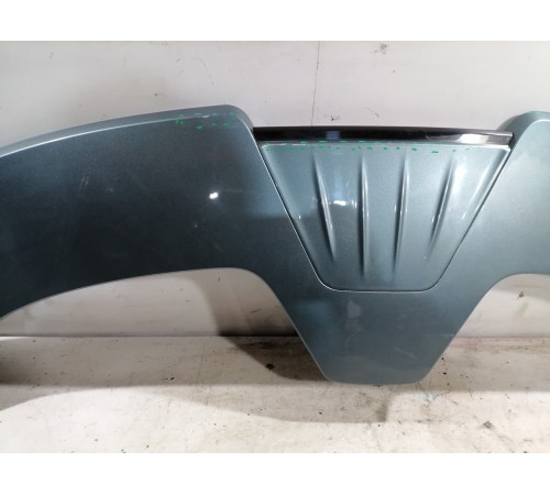 Спойлер багажника