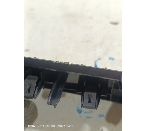 Накладка кузова