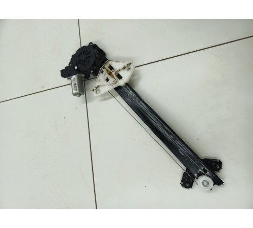 Стеклоподъемник двери задний правый