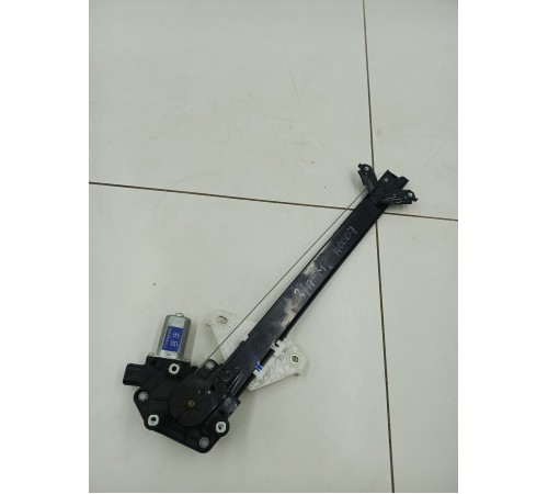 Стеклоподъемник двери задний правый