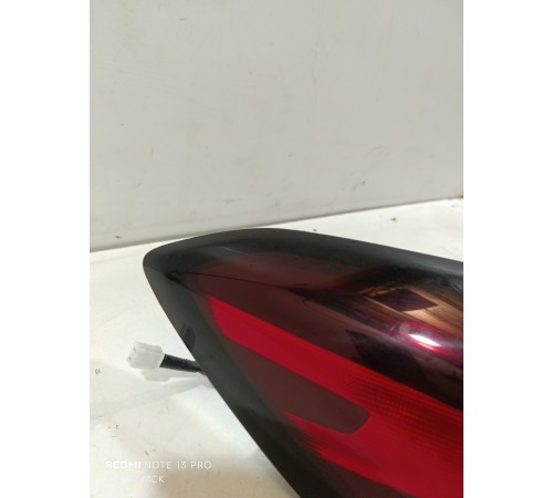 Фонарь задний левый наружный