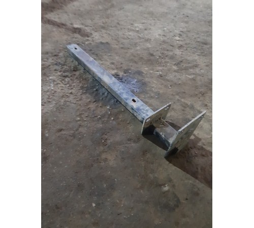 Кронштейн рамы правый