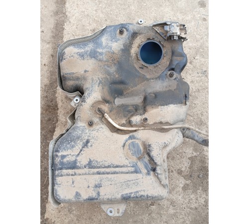 Бак топливный