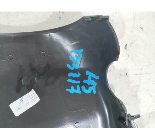 Обшивка рулевой колонки