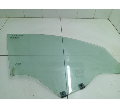 Стекло двери переднее правое