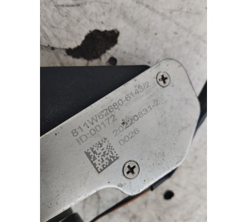 Замок двери левый