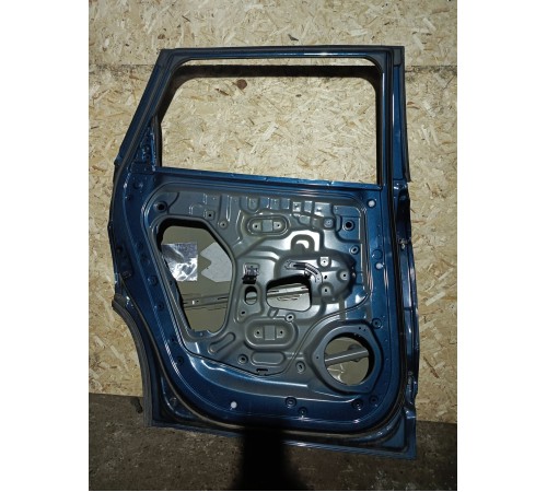 Дверь задняя левая