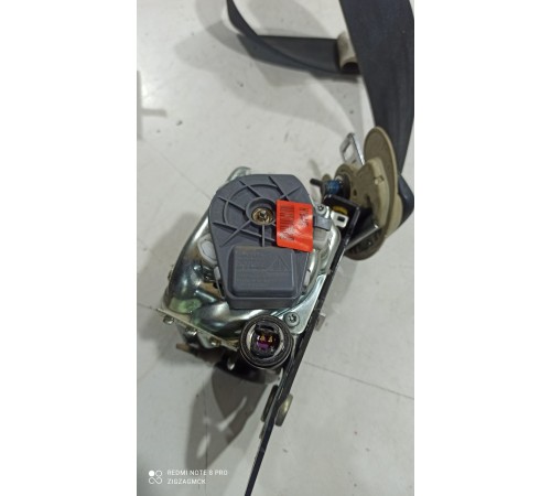 Ремень безопасности (передний левый)