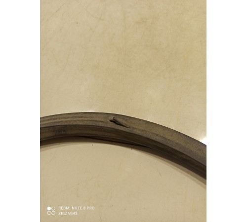 Уплотнитель лобового стекла