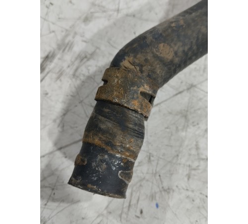 Патрубок системы охлаждения