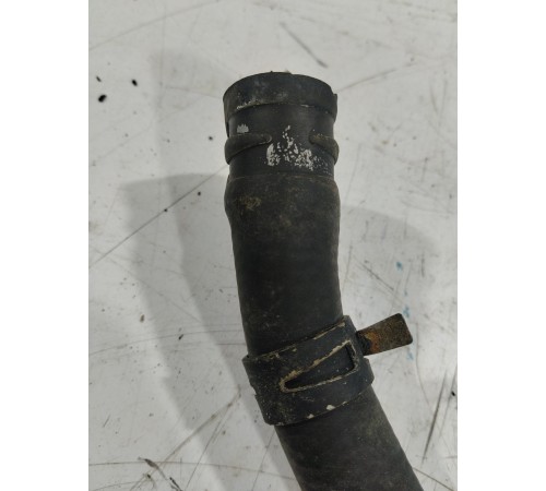 Патрубок системы охлаждения