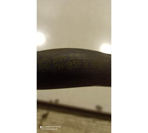 Патрубок радиатора на вход