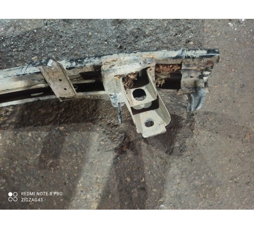 Усилитель заднего бампера