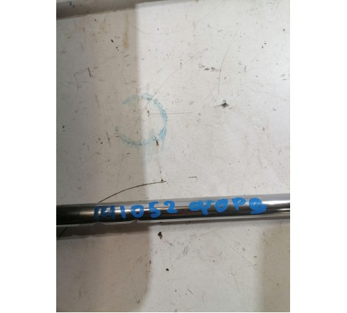 Подголовник передний