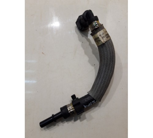 Трубка топливная