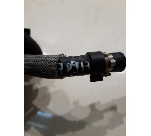 Трубка топливная