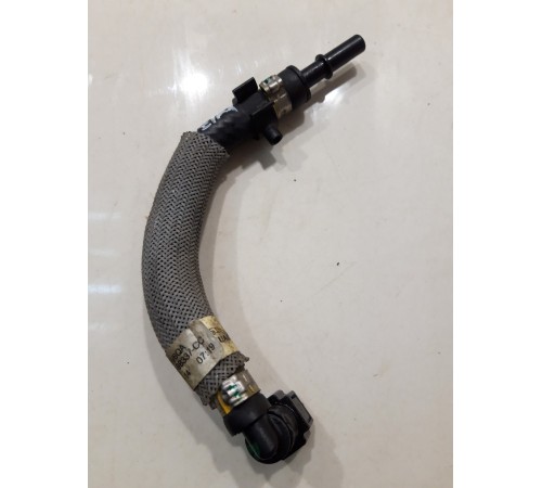 Трубка топливная