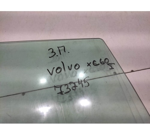 Стекло двери (заднее, правое)