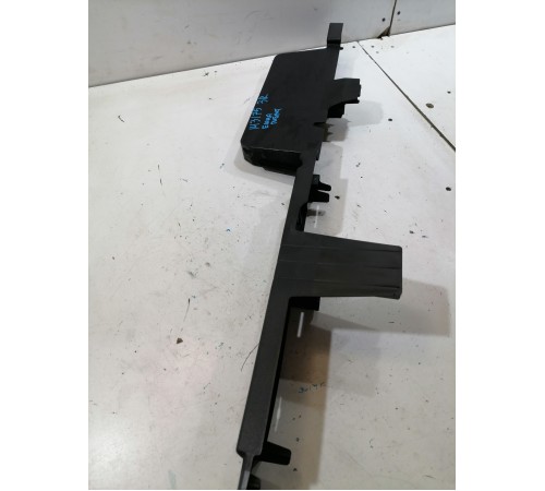 Накладка багажника правая