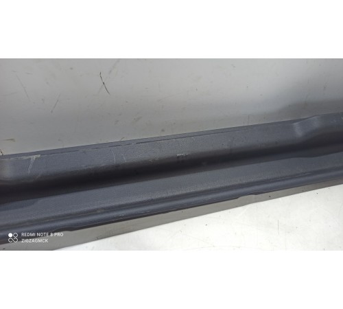 Накладка багажника