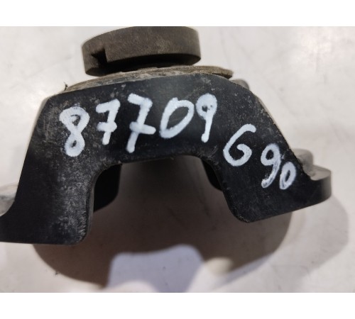 Комплект накладок крепления передней панели (радиатора) 2 шт.