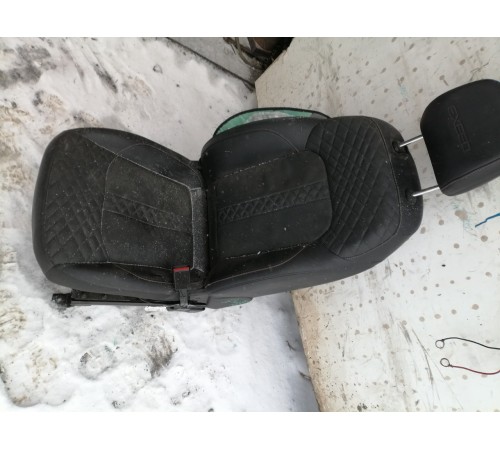 Сиденье переднее правое