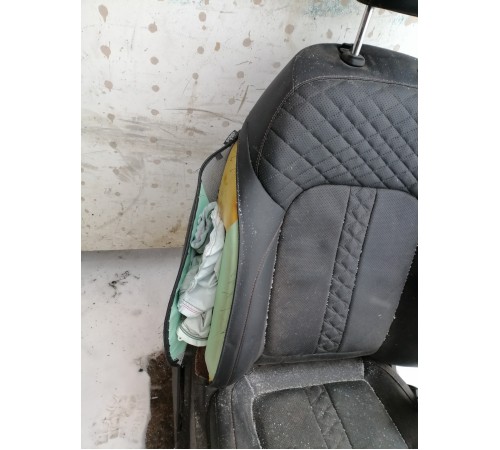 Сиденье переднее правое