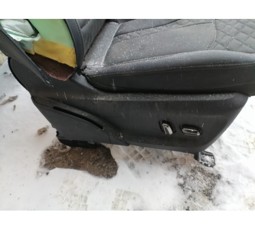 Сиденье переднее правое