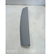 обшивка крышки багажника центральная верхняя