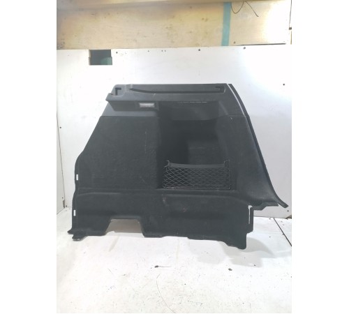 Обшивка багажника правая