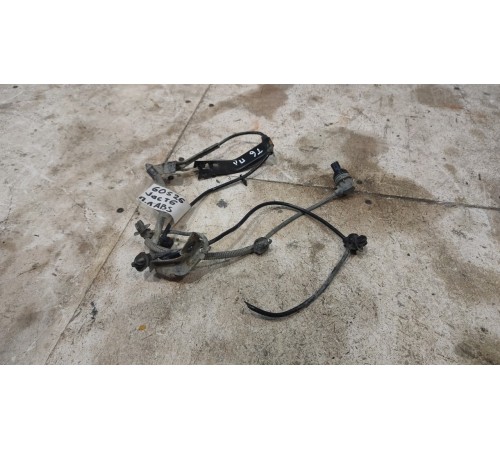 Датчик ABS передний левый