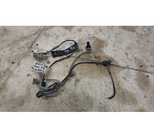 Датчик ABS передний левый