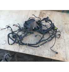 Передний жгут проводов в сборе