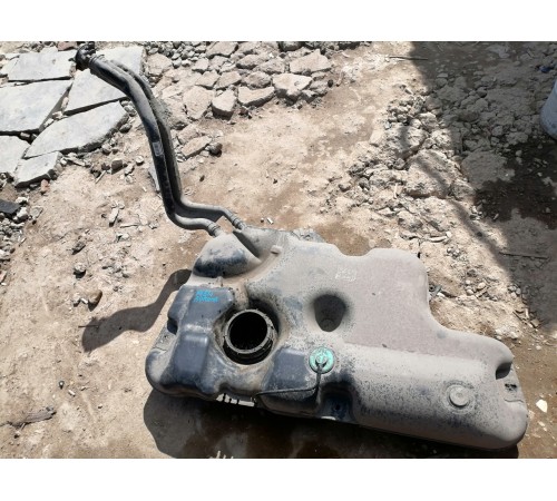 Бак топливный бензин передний привод