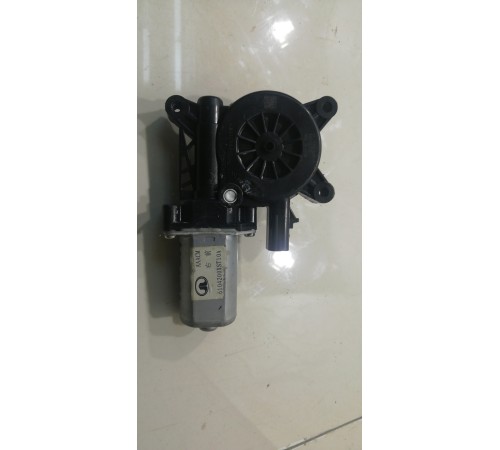 Моторчик стеклоподъемника (передний, правый)