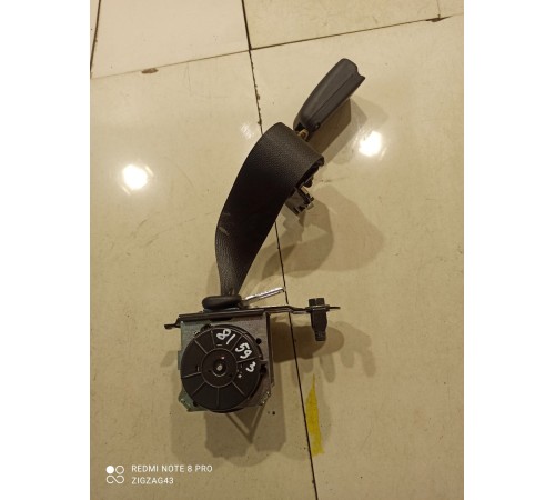 Ремень безопасности (задний средний)